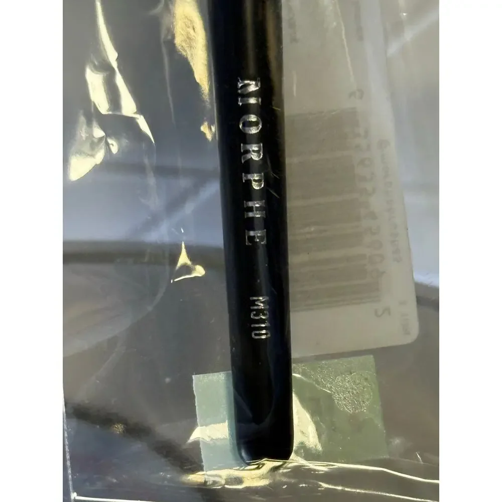 Morphe M310 Large Soft Fan Brush - NEW